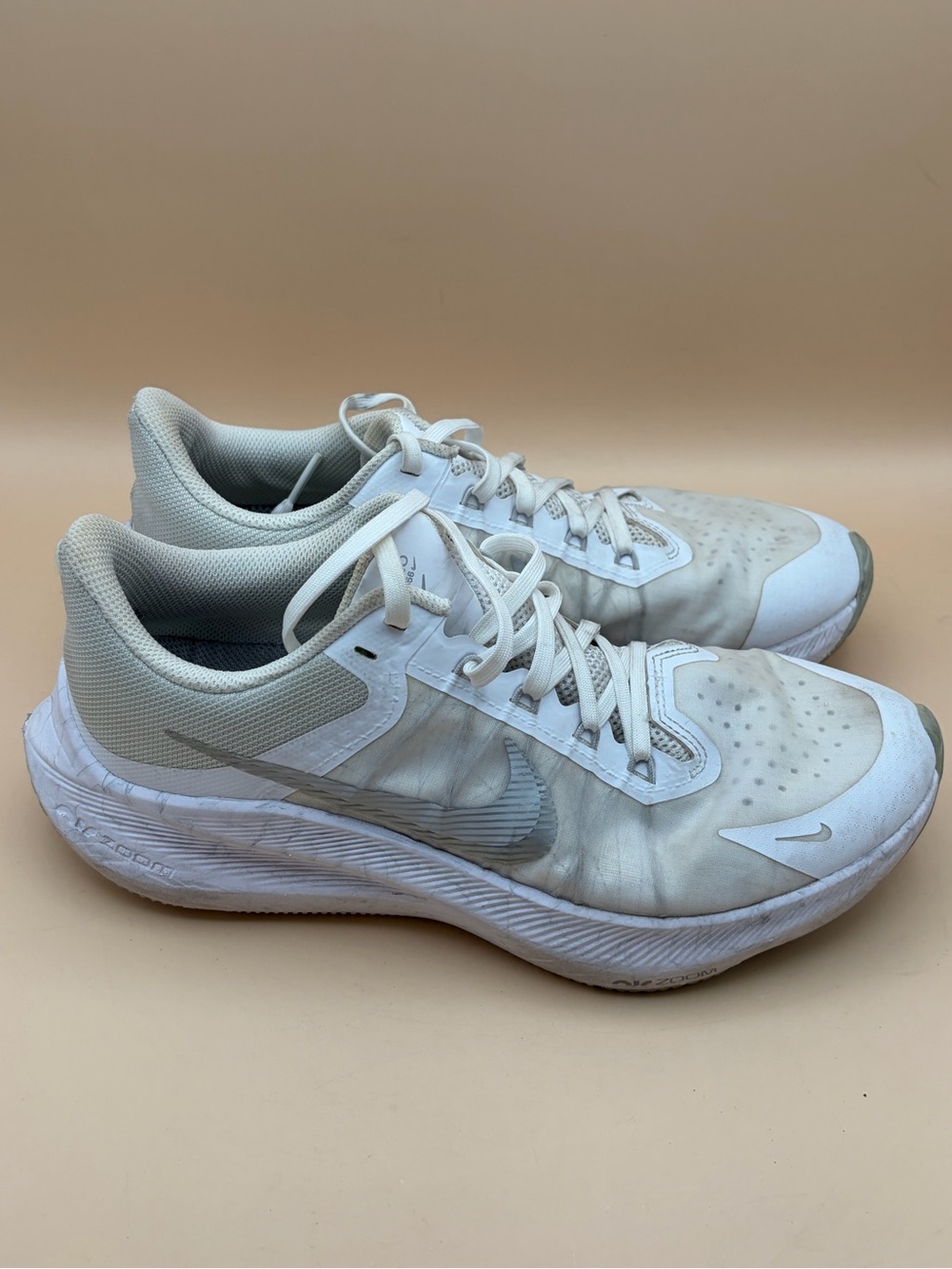 Nike Women's White, Cream Light Gray Running Shoes Size 9